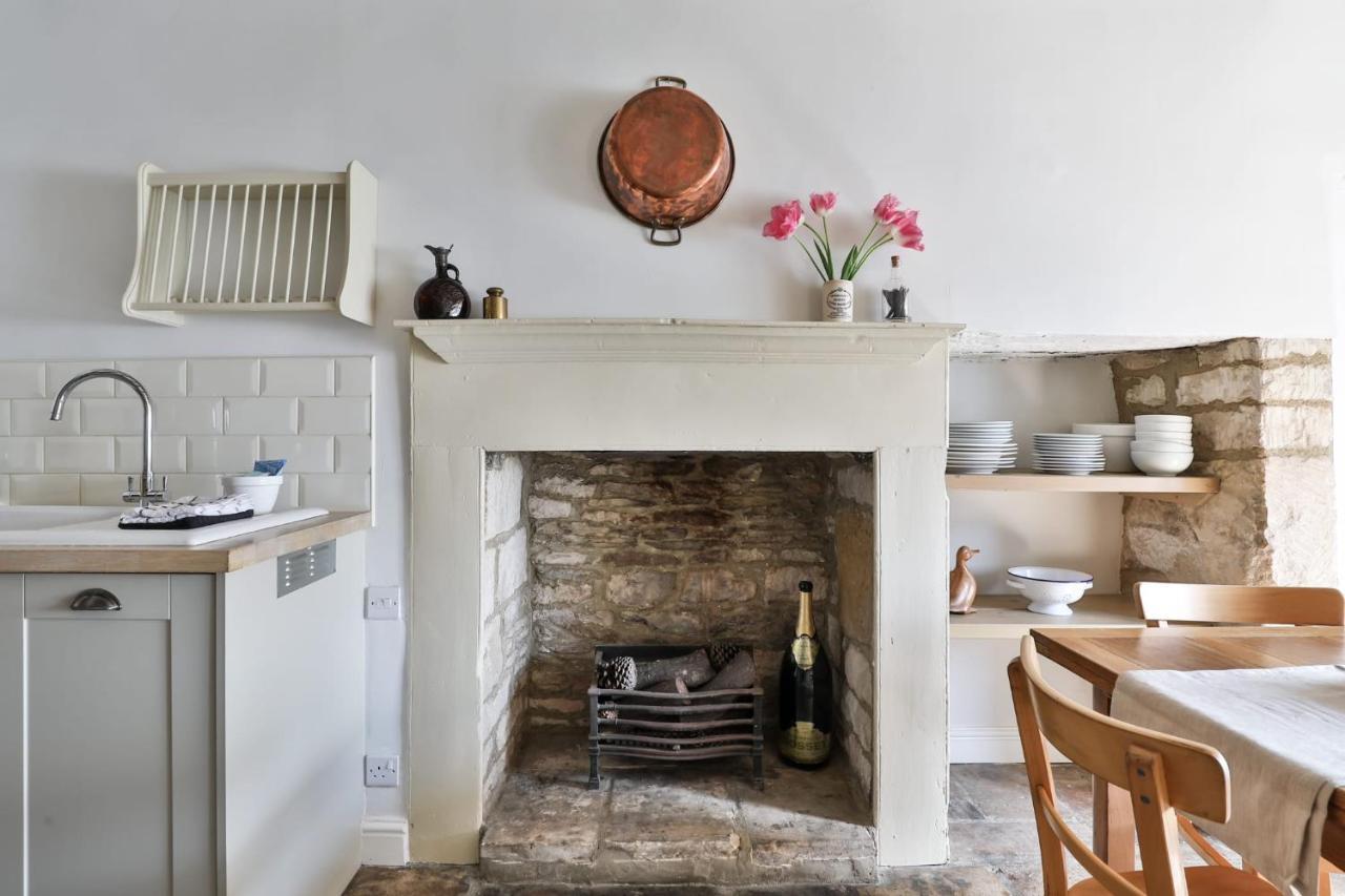 Coombers Mead Cottage Tetbury Bagian luar foto