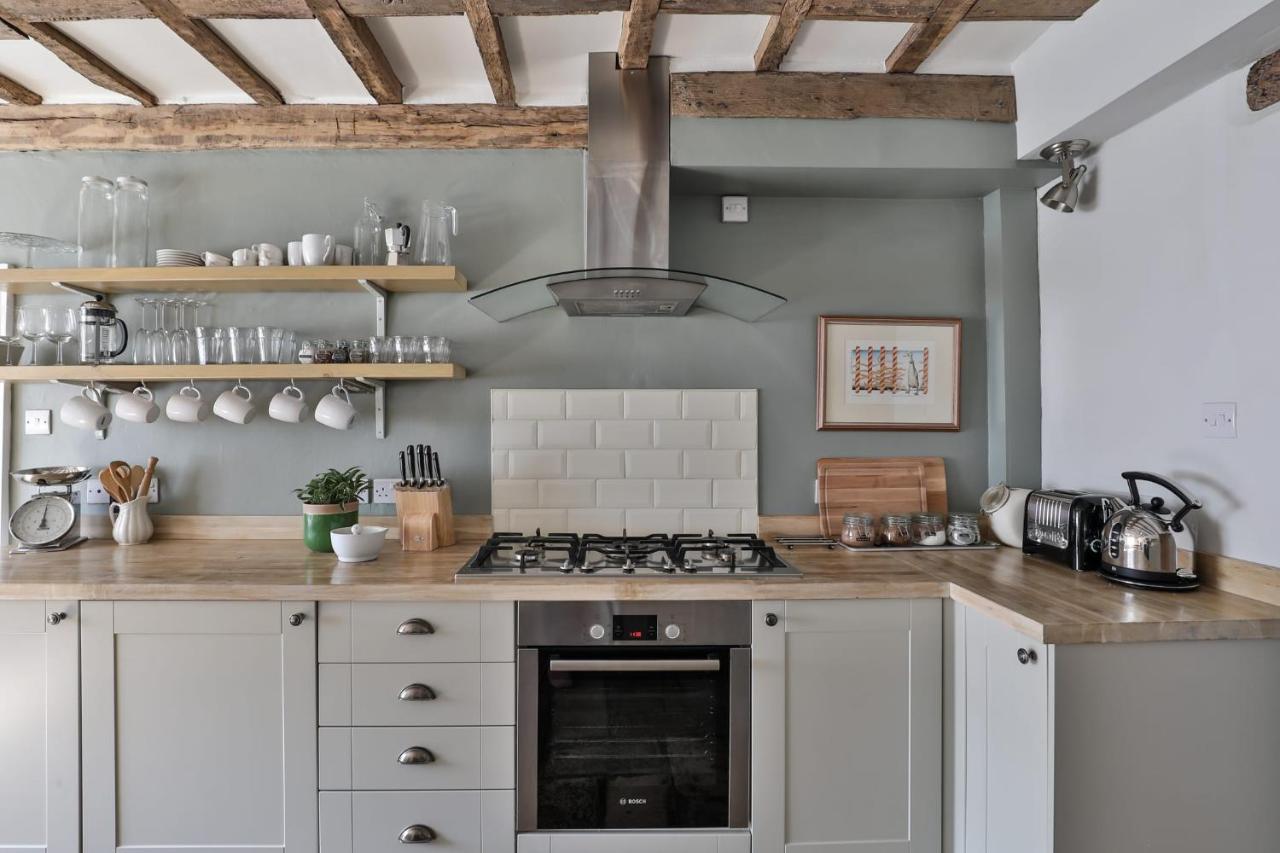 Coombers Mead Cottage Tetbury Bagian luar foto
