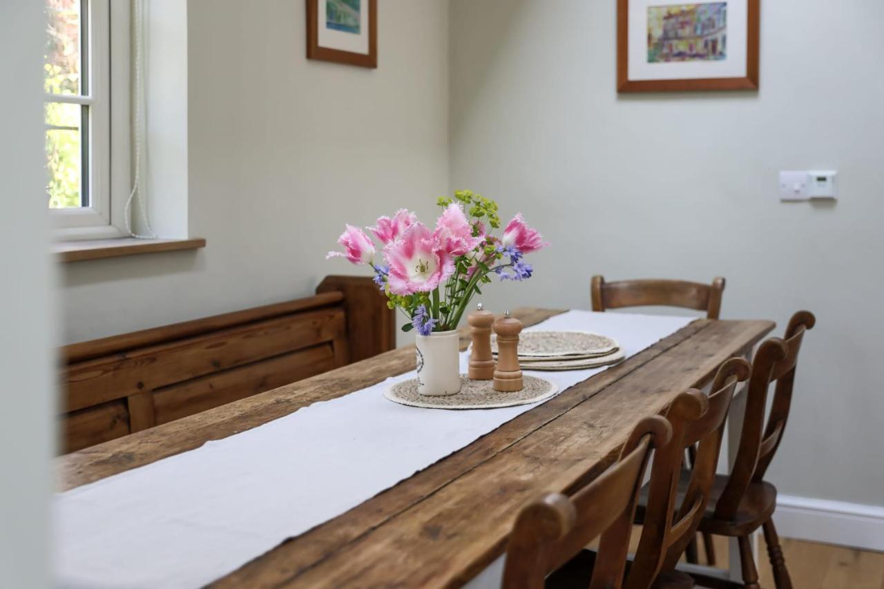 Coombers Mead Cottage Tetbury Bagian luar foto