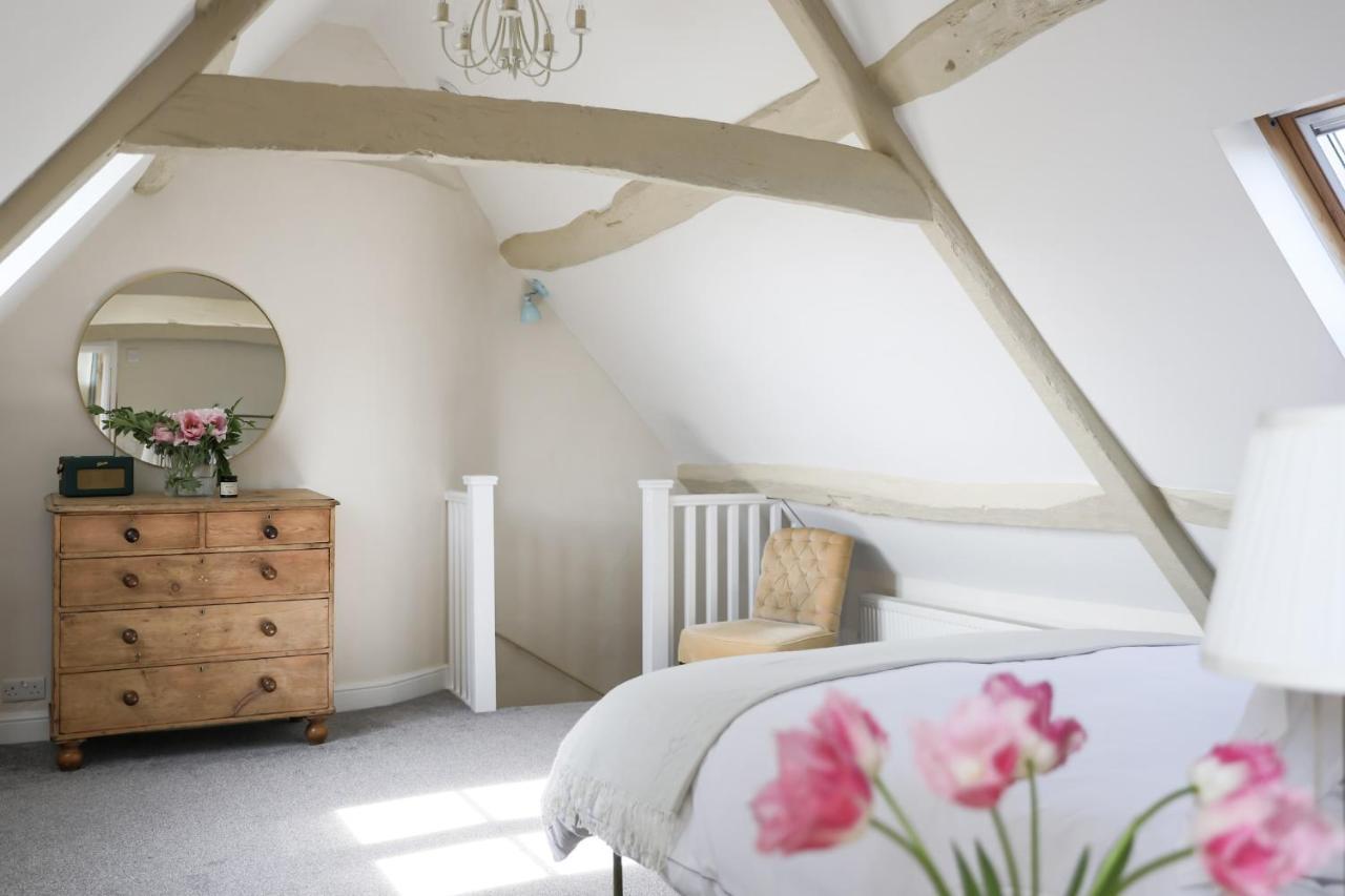Coombers Mead Cottage Tetbury Bagian luar foto