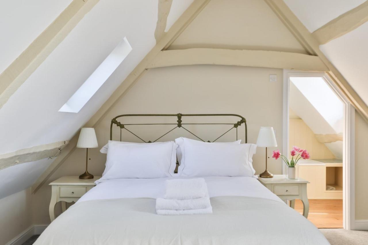 Coombers Mead Cottage Tetbury Bagian luar foto