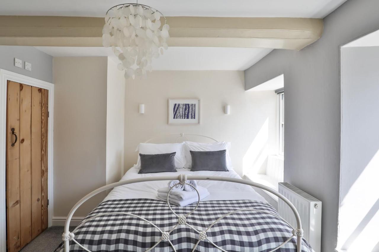 Coombers Mead Cottage Tetbury Bagian luar foto